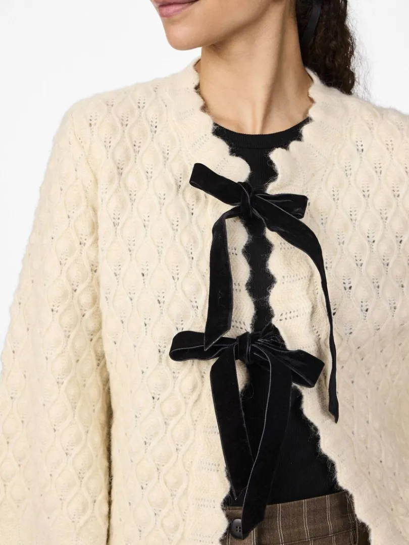 yasegsa_strickjacke_2.webp EGSA STRICKJACKE*YAS Shop