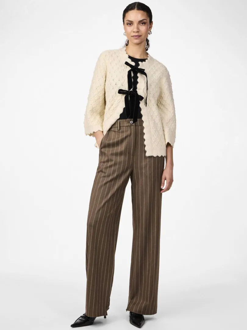 yasemiro_high_waist_hose_3.webp EMIRO HIGH WAIST HOSE*YAS Online