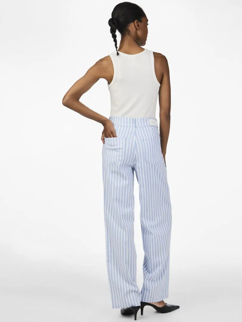 yasleonora_jeans_1.webp LEONORA JEANS*YAS Flash Sale
