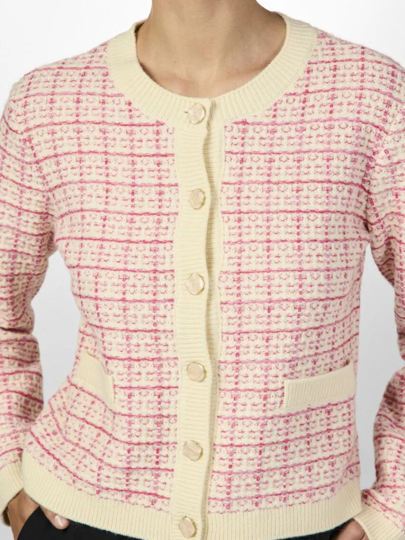 yaslivia_strickjacke_2-1.webp LIVIA STRICKJACKE*YAS Hot