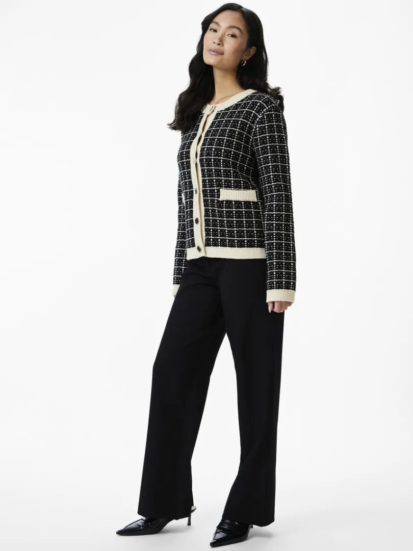 yaslivia_strickjacke_3.webp LIVIA STRICKJACKE*YAS Fashion