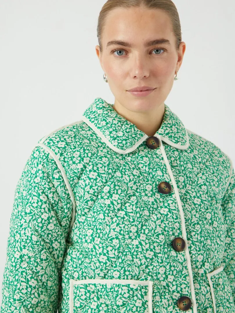 yasrinna_steppjacke_5-1.webp RINNA STEPPJACKE*YAS Clearance