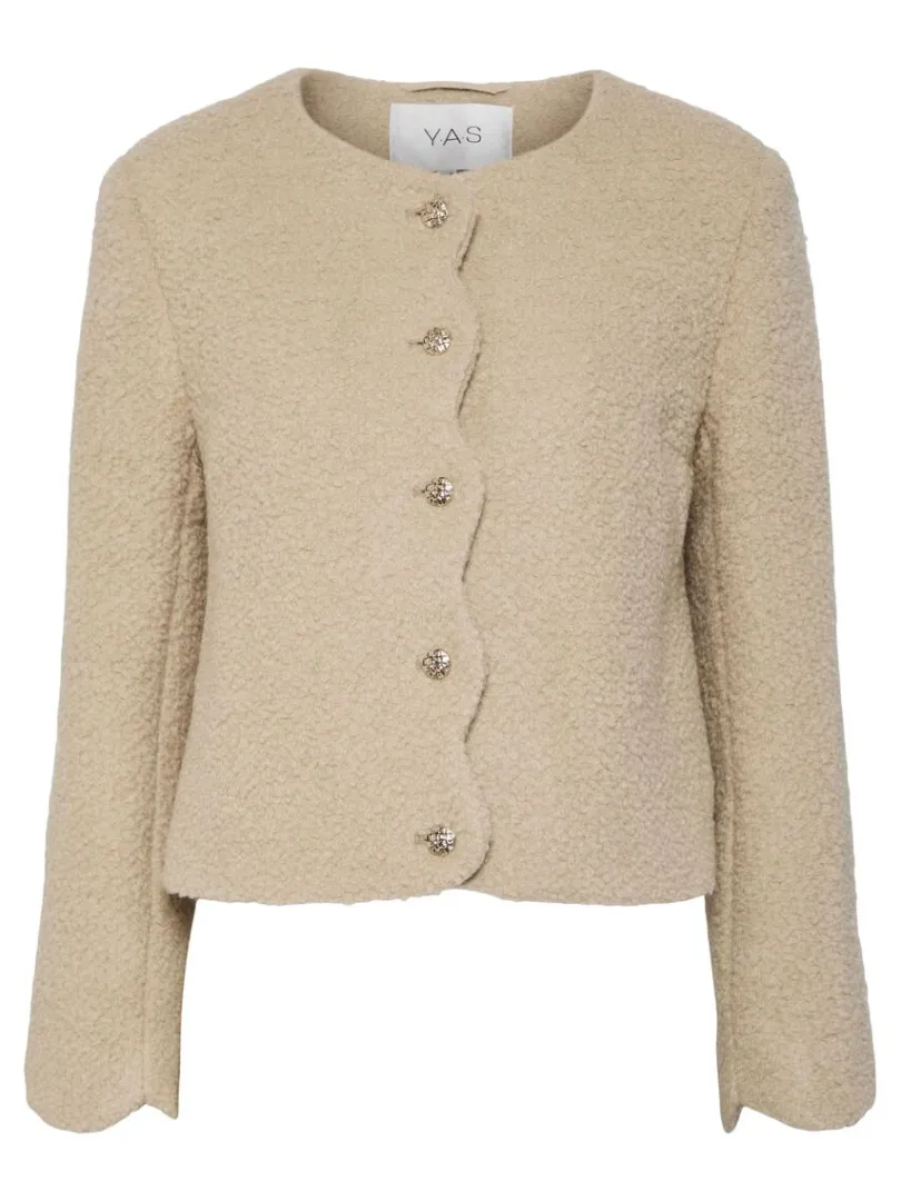 SERANA JACKE*YAS Store