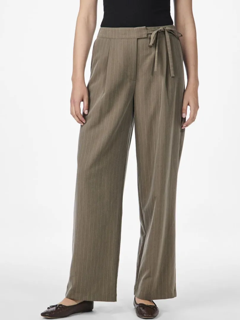 STRALA HOSE*YAS Outlet