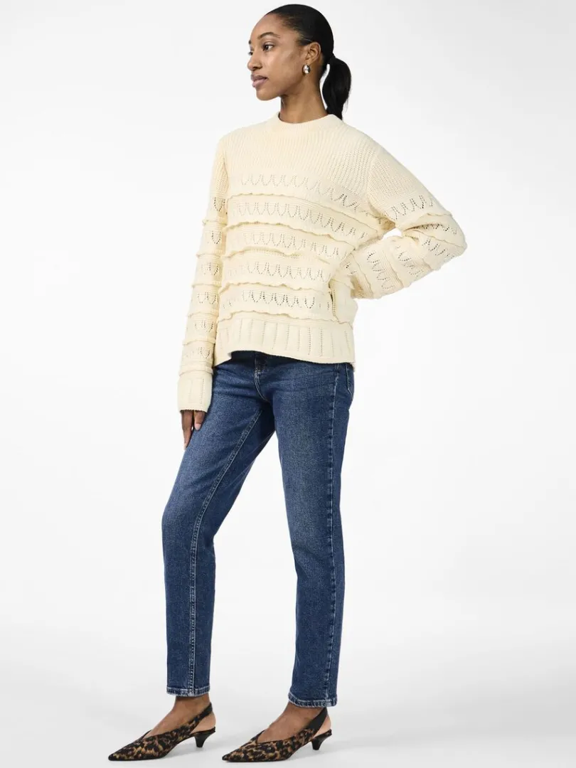 yastimu_strickpullover_3.webp TIMU STRICKPULLOVER*YAS Flash Sale